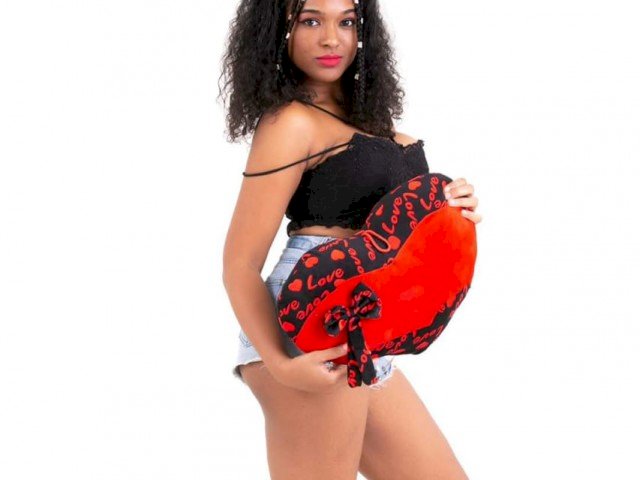 juicypoessie's profile - Image n°0