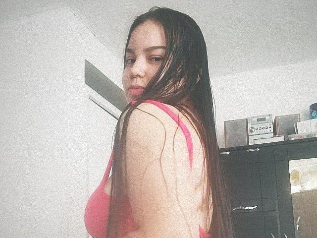 JulieRusso's profile - Image n°0