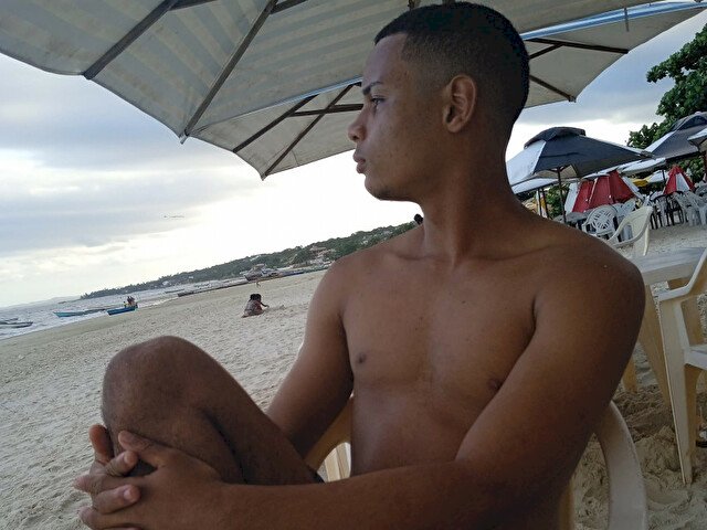 Jhon19's profile - Image n°1