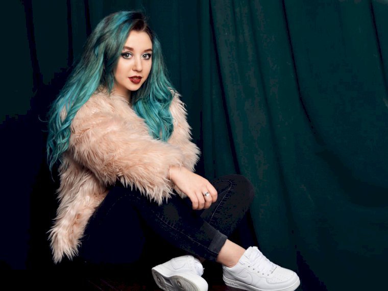 JeanneBright's profile - Image n°0