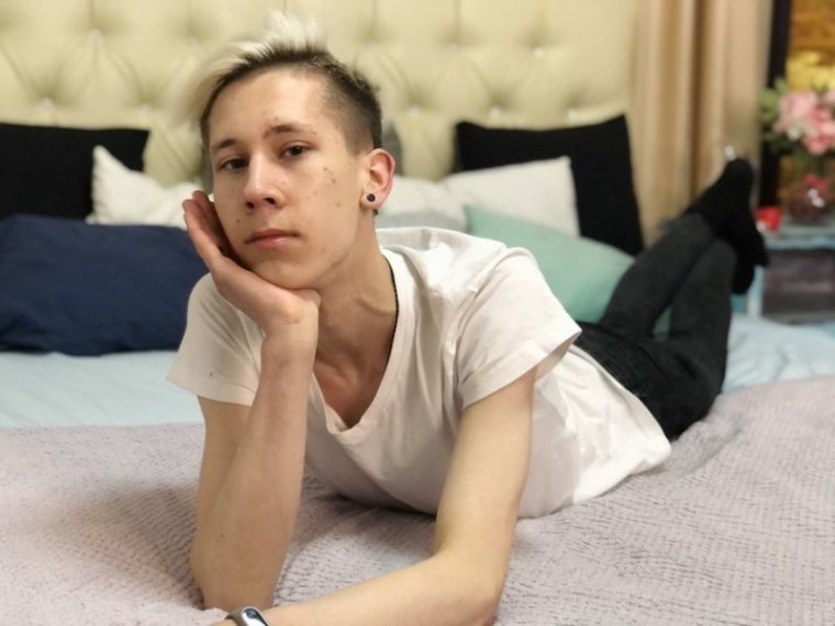 JekaGloo's profile - Image n°0