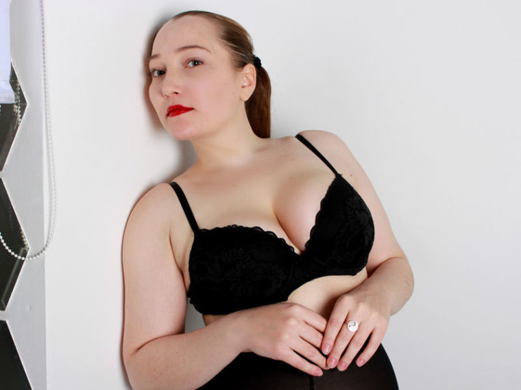 JennyferDupont's profile - Image n°0