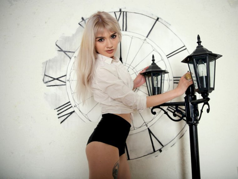 JennyPage's profile - Image n°1