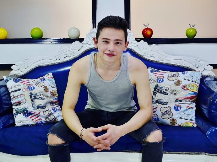JHONtwink's profile - Image n°0