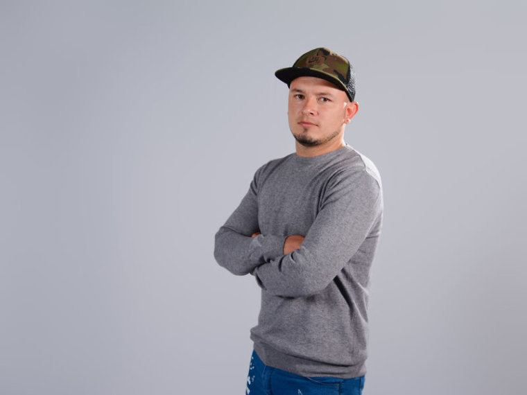 JhonyBotero's profile - Image n°2