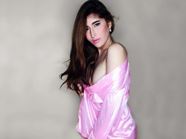 JinaCole's profile - Image n°0