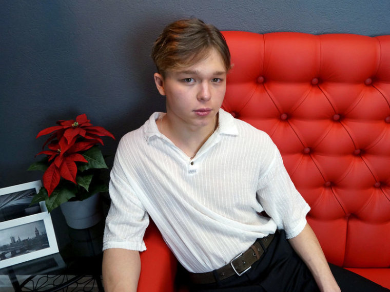 JohnPerez's profile - Image n°0