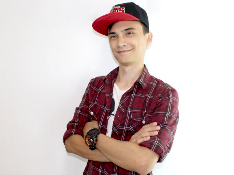 JohnsonBig's profile - Image n°1