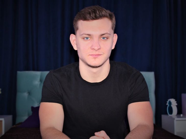 JoneJohnson's profile - Image n°0