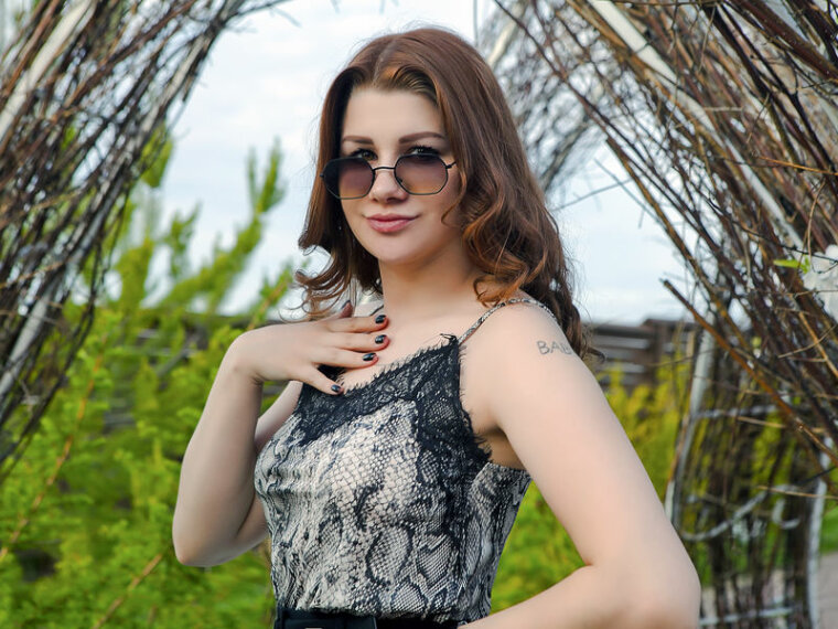 JuicyHelenX's profile - Image n°1