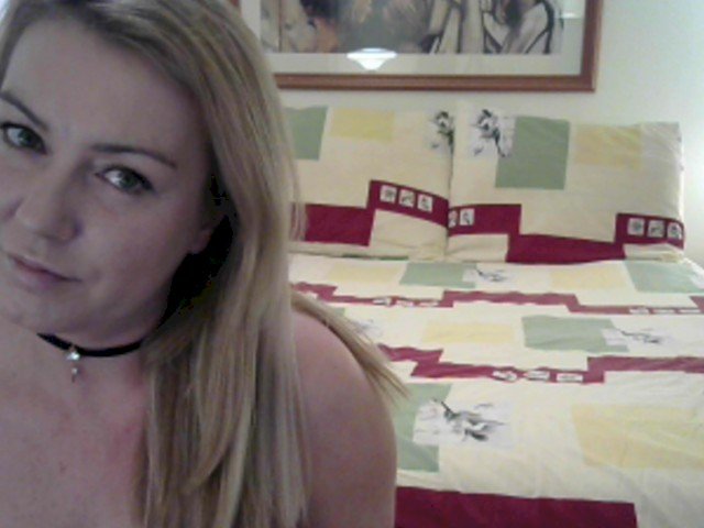 Julia37's profile - Image n°0