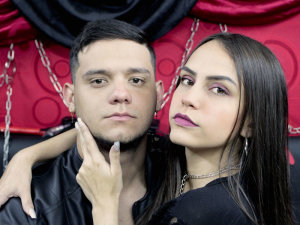 JuliaAndMarcos's Sexcam