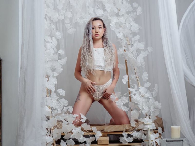 JuliaLamb's profile - Image n°0