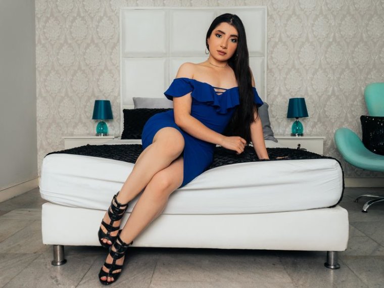 JulianaRossi's profile - Image n°0