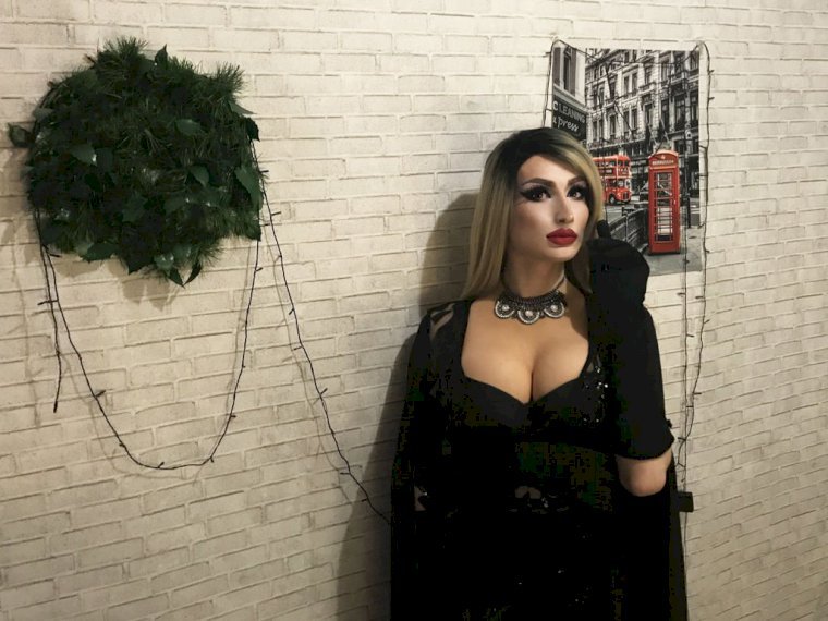 JulianneFox's profile - Image n°1