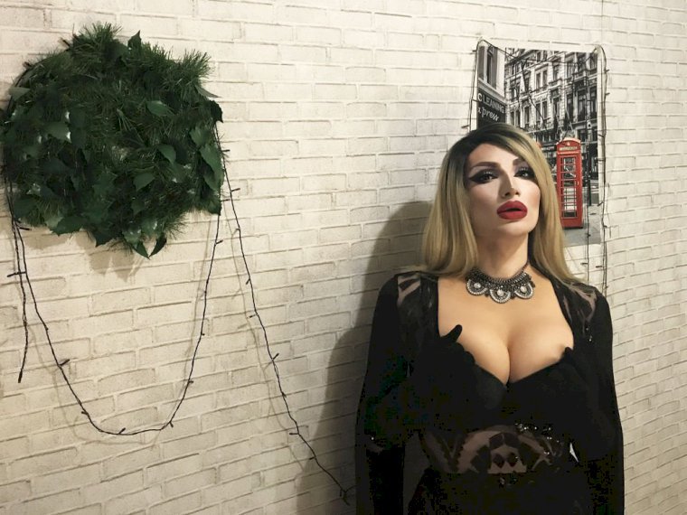 JulianneFox's profile - Image n°0