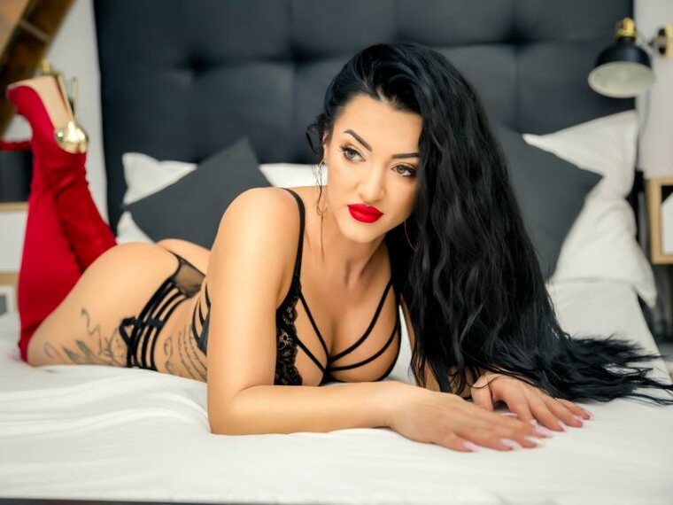 JuliaTale's profile - Image n°0