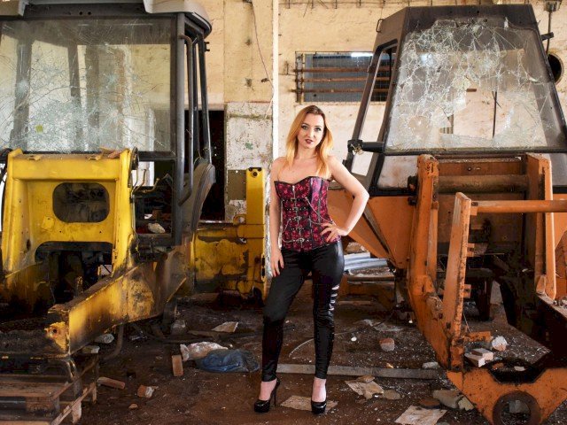 JulieFemDom's profiel - Afbeelding n°9