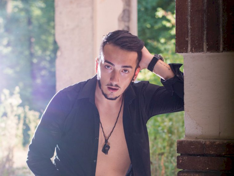 JustBeMyFriend's Profil - Bild n°0