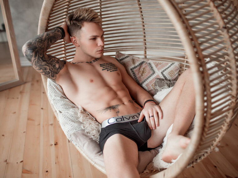 JustinHammer's profile - Image n°0