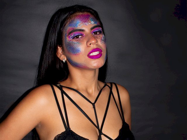 KorinaLust's profile - Image n°0