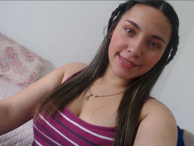 kimshantall's profile - Image n°0