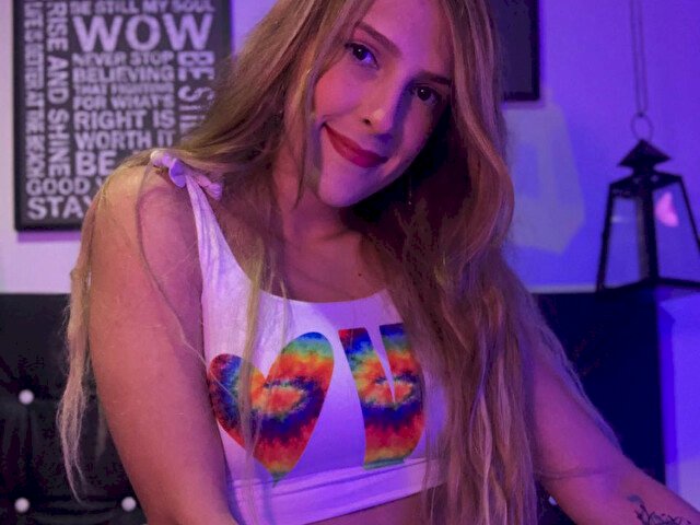kimflexible's profile - Image n°1