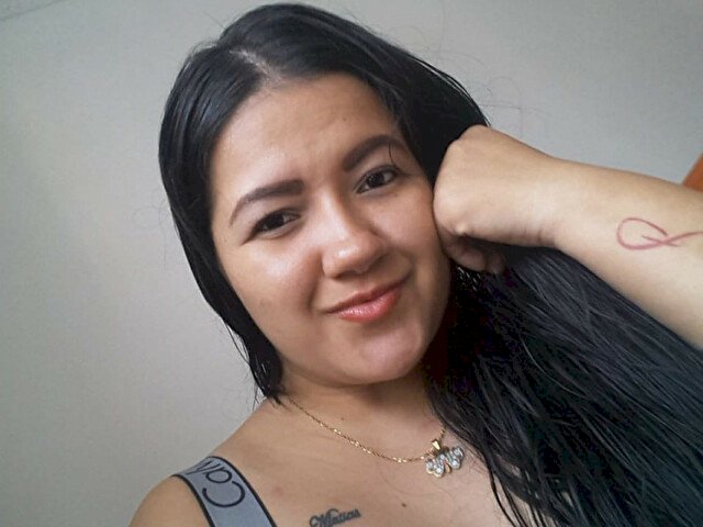 KatyBubbly's profile - Image n°3