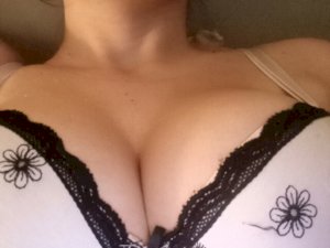 KamSucette21's Sexcam
