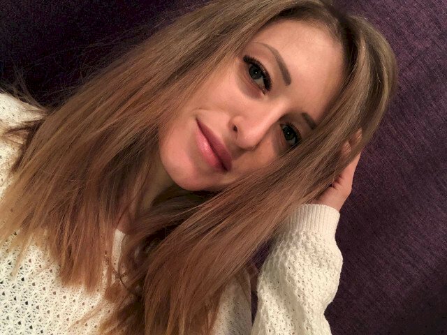 Profil de KiraSquirt - Photo n°2