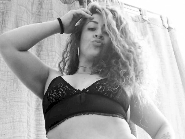 KendraFox's profile - Image n°1
