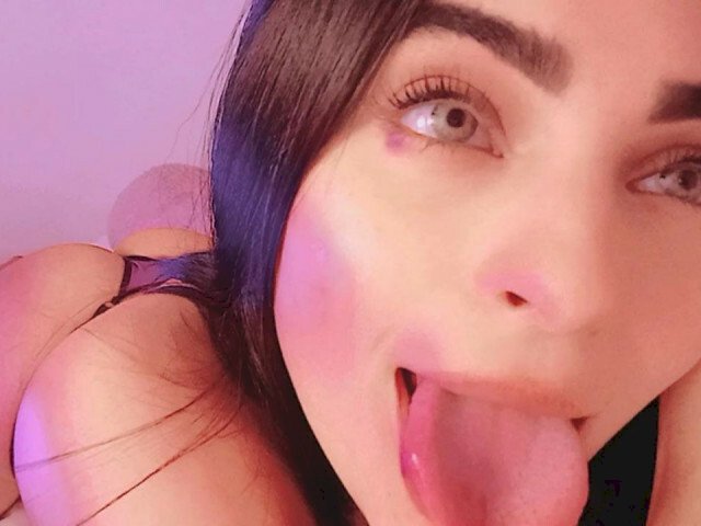 KrystalGray's profile - Image n°2