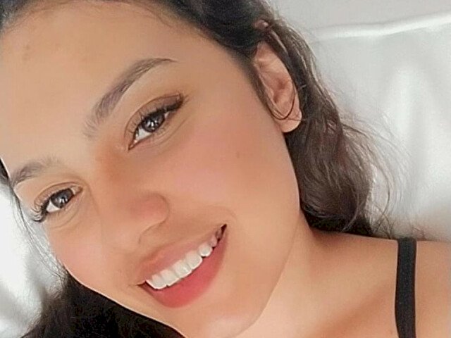 Kinkysofi's profile - Image n°1