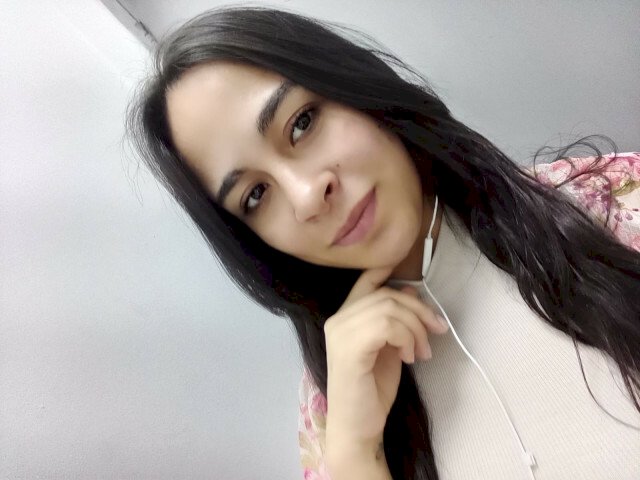 KristalAdams's profile - Image n°1
