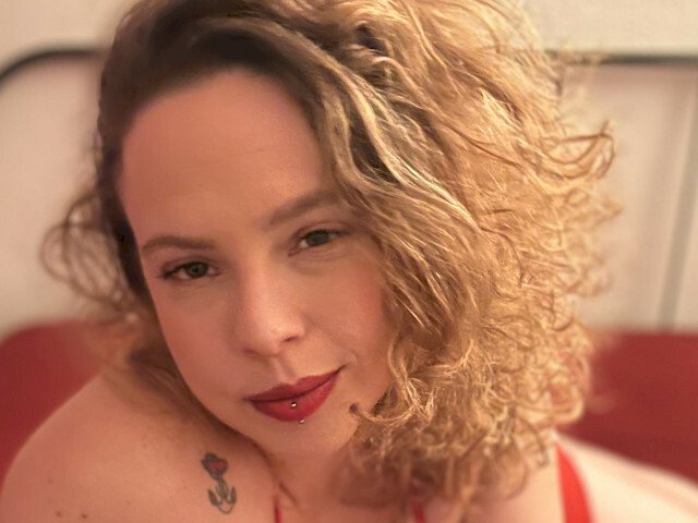 KinkyCalista's profile - Image n°4