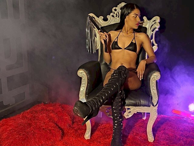 katyX's profile - Image n°0
