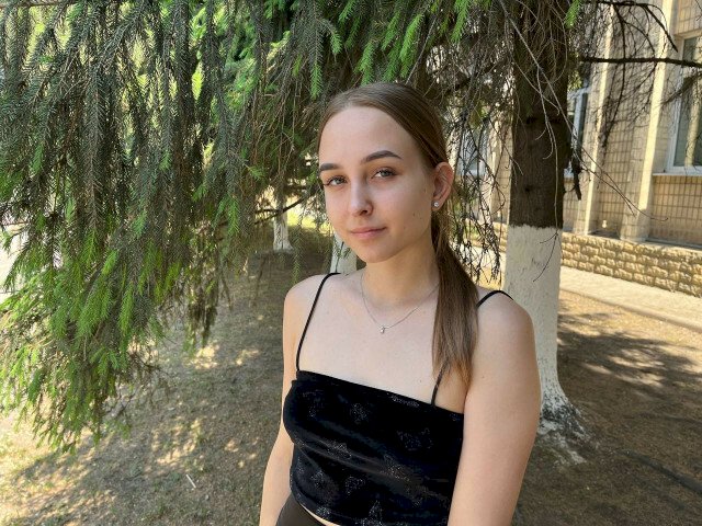 Karolinochka's profile - Image n°0