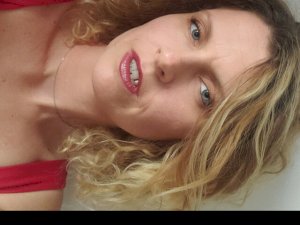 Webcam sex met KRISTYHOT59