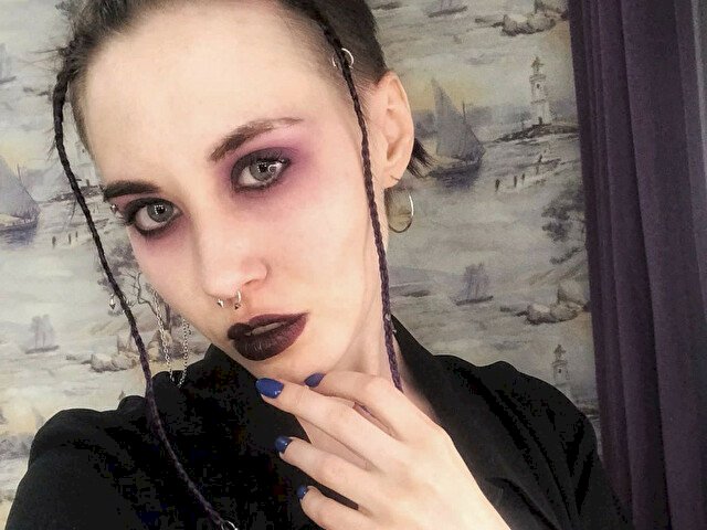 KateHoggart's profile - Image n°1