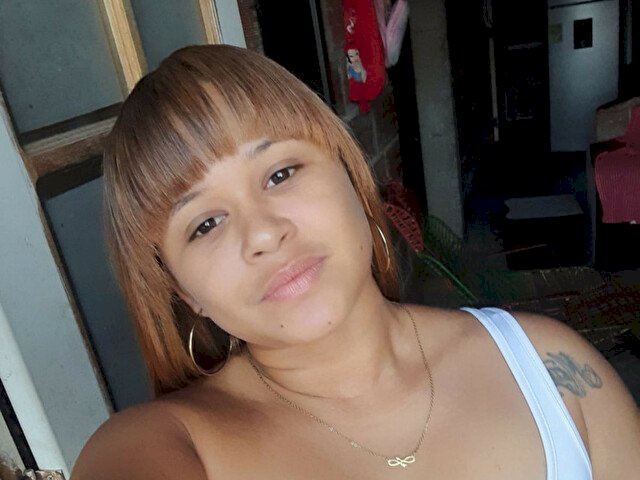 KarlaRosell's profile - Image n°1
