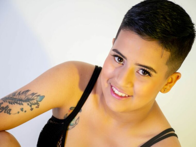 KandieBost's profile - Image n°0