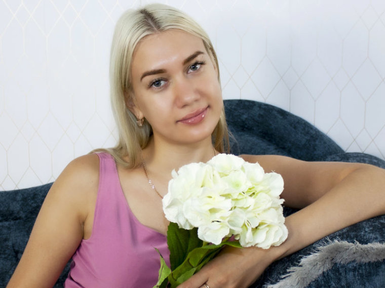 Profil de KarenaEnzo - Photo n°0