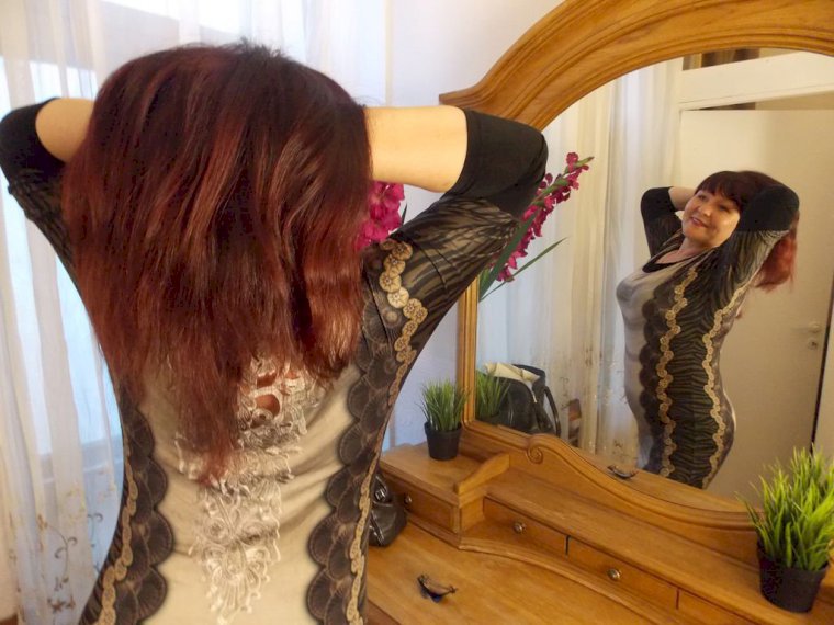KarenHarly's profile - Image n°1