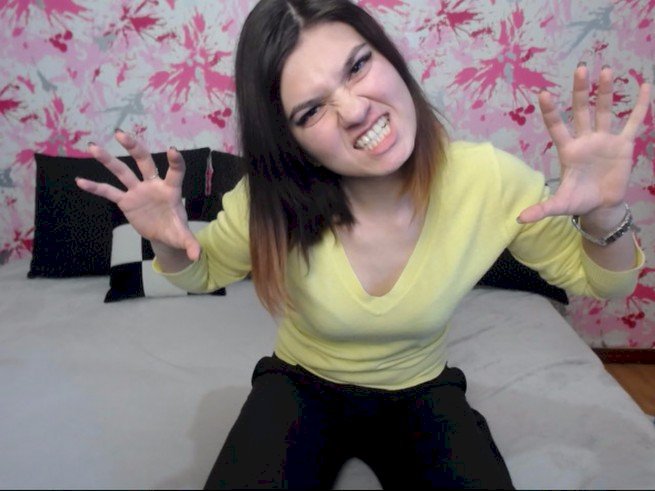 KareySmit's profile - Image n°2