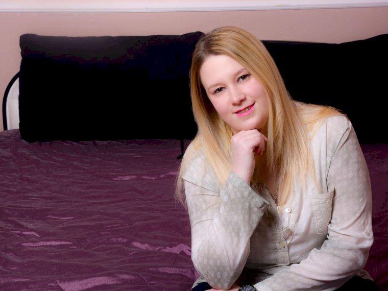 KarinaLily's profile - Image n°1