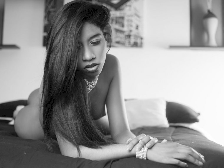KarlynLippz's profile - Image n°0