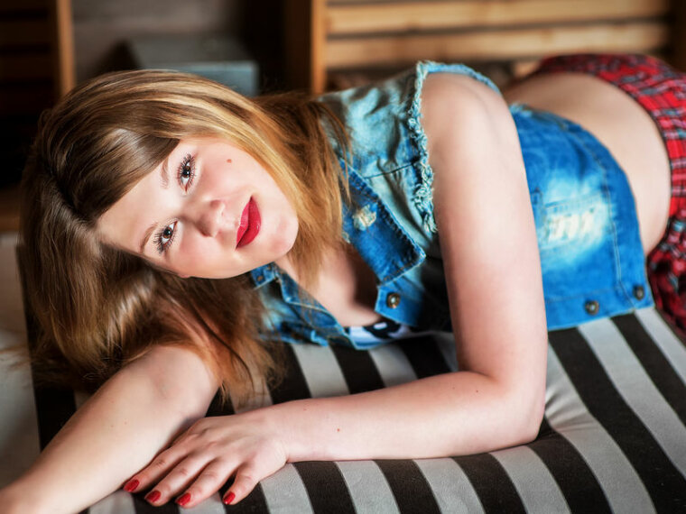 KarolinaCorine's profile - Image n°1