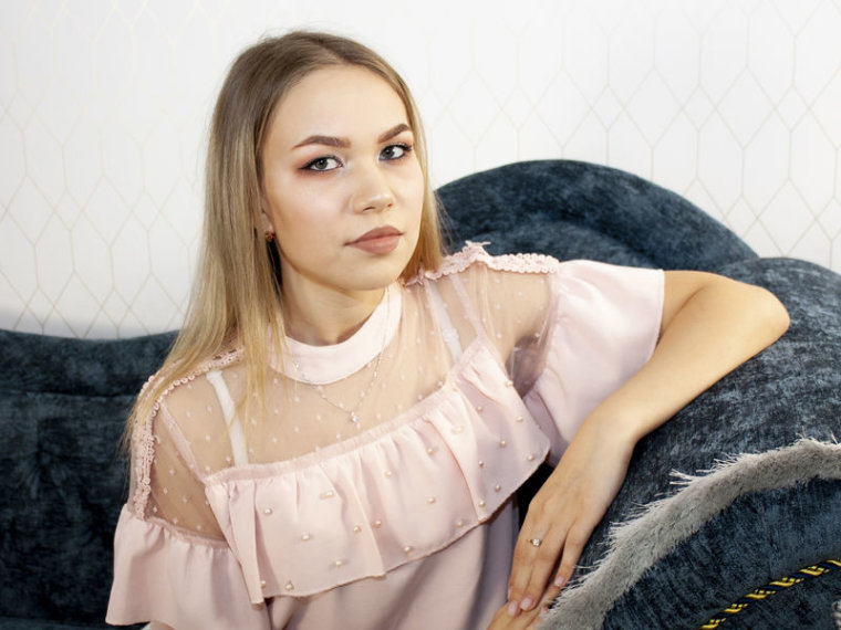 KaryMinogue's profile - Image n°0