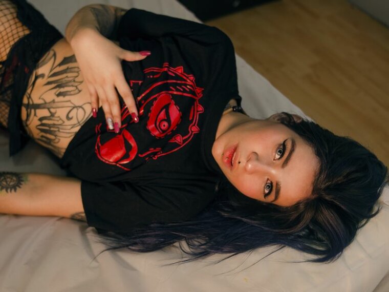 KawlyMartinez's profile - Image n°0