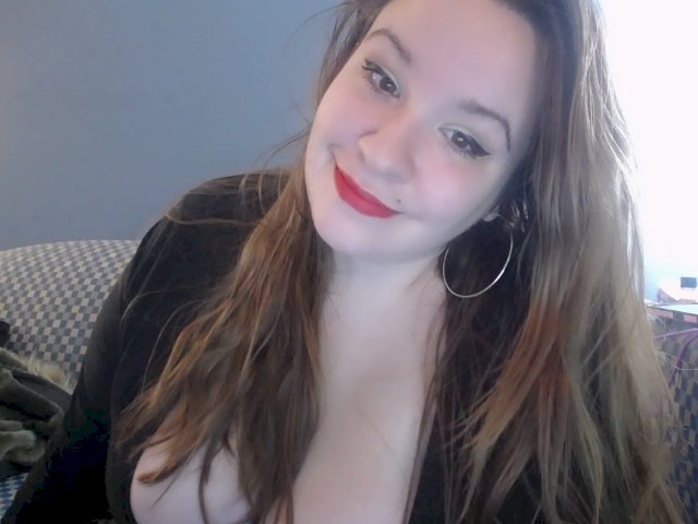 KayleeHolly's profile - Image n°0